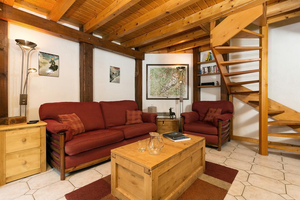 Apartment Vila 1 - Cosy Central Chamonix Loft Exteriör bild